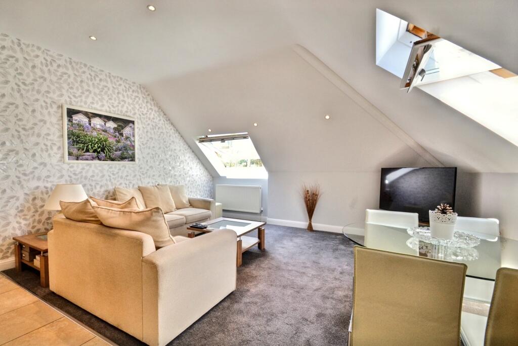 Additional image 3 of Broadstone