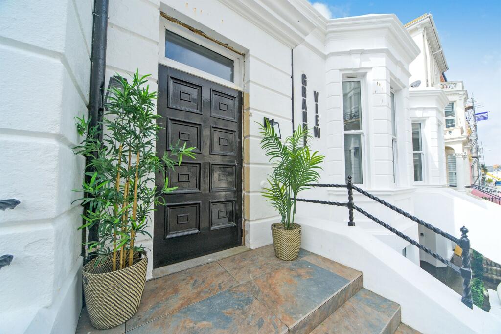 Additional image 5 of Grande Views, 25 Burlington Place, Eastbourne