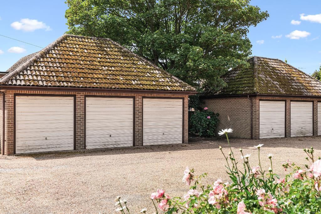 Additional image 11 of Shortlands, East Albany Road, Seaford, East Sussex, BN25 1TU