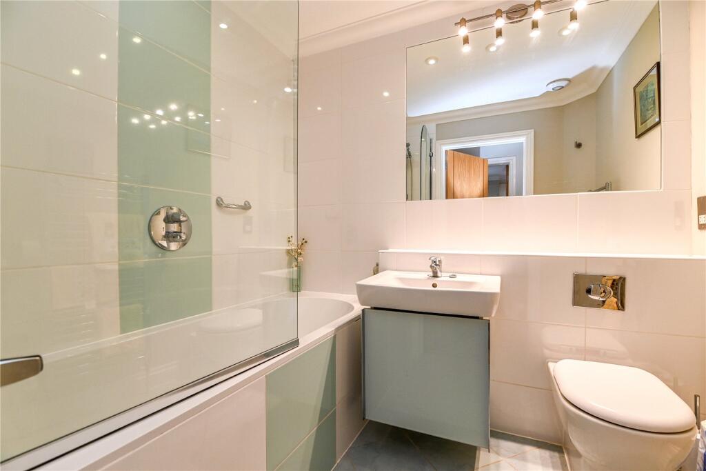 Additional image 7 of Marine Drive East, Barton on Sea, New Milton, Hampshire, BH25