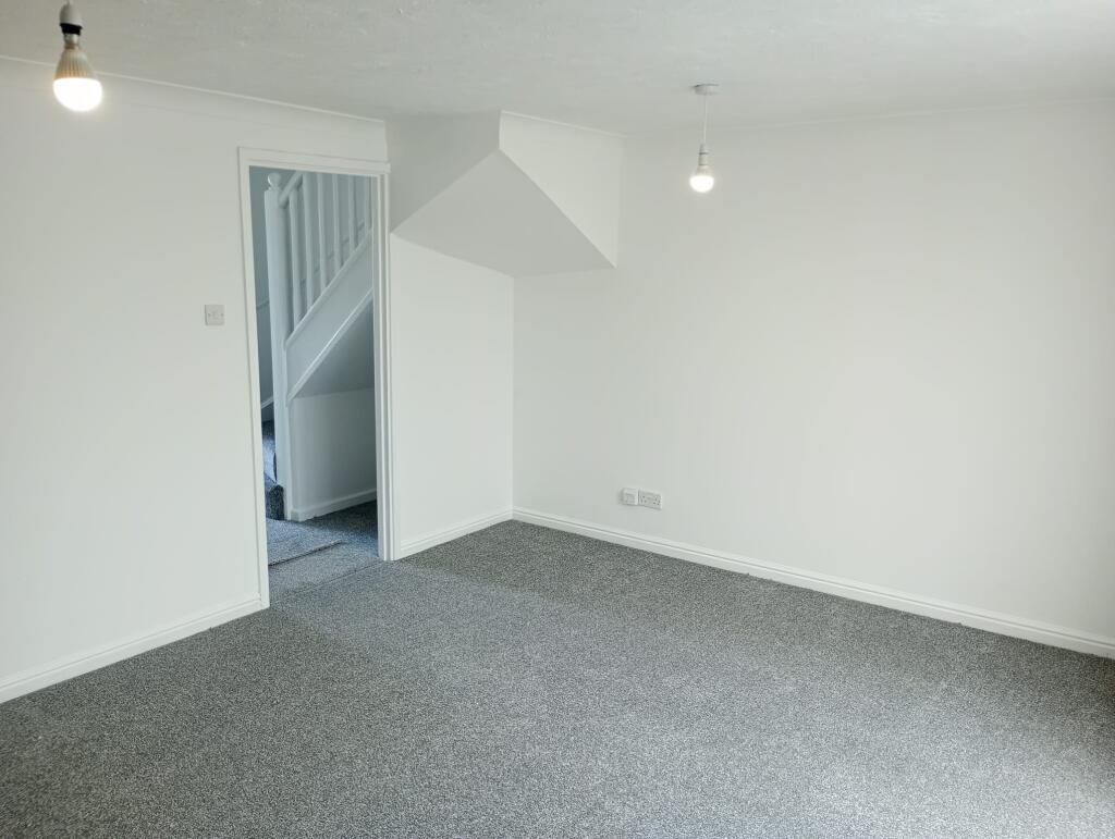 Additional image 4 of Verwood