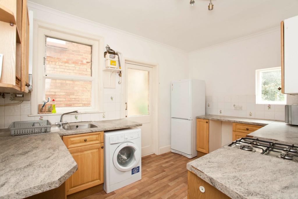 Additional image 5 of ROOM IN 4 Bed Student house on Clavin Road - SEE VIDEO TOUR