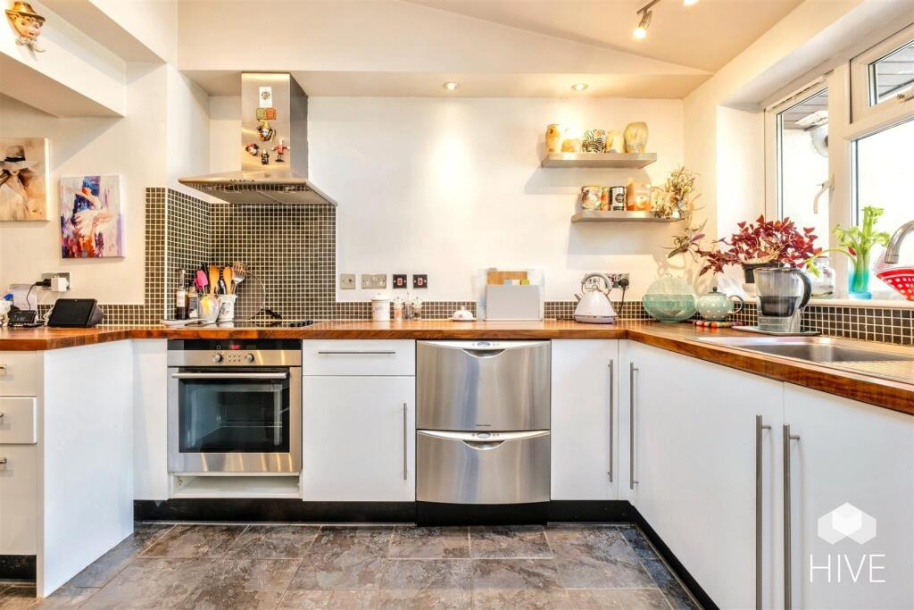 Additional image 5 of Bashley Cross Road, New Milton