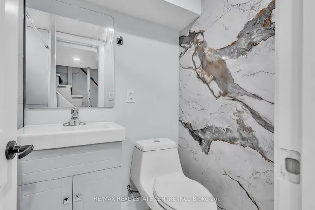 Additional image 30 of 84 Avalon Pl