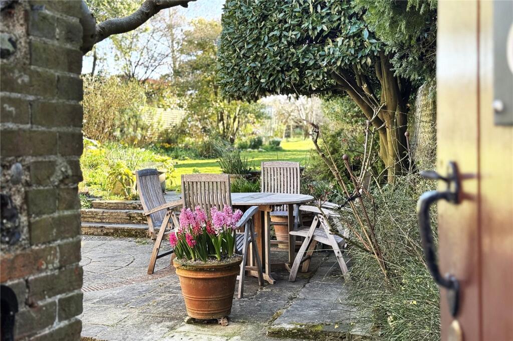 Additional image 12 of High Street, Angmering