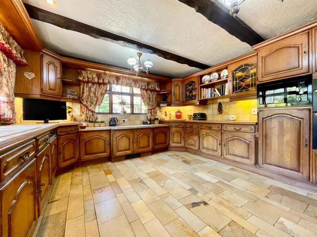 Additional image 7 of Barrack Road, West Parley, Ferndown