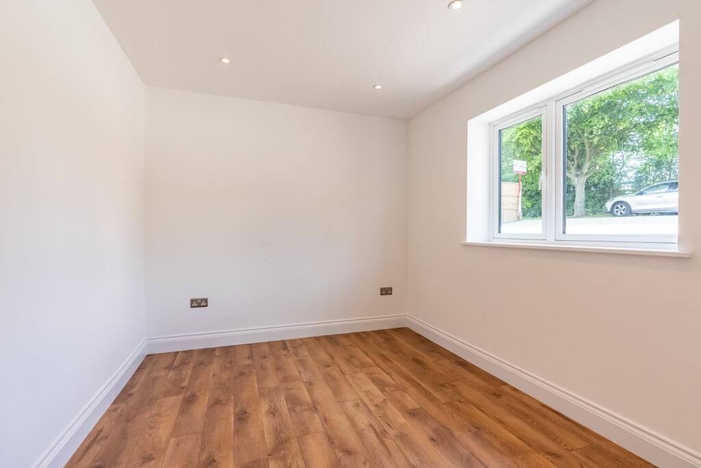 Additional image 8 of Batchwood Drive, St. Albans, Hertfordshire, AL3