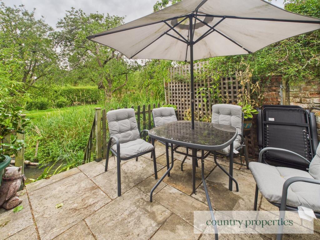 Additional image 13 of Codicote Road, Welwyn, AL6