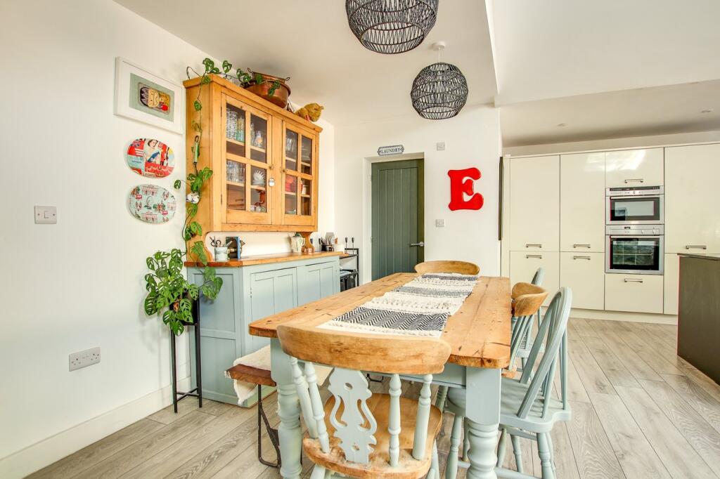 Additional image 6 of Manning Avenue, Highcliffe, Christchurch, BH23