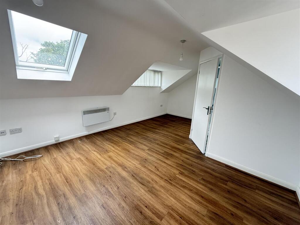 Additional image 9 of 456 - 458 Chester Road North, Sutton Coldfiled