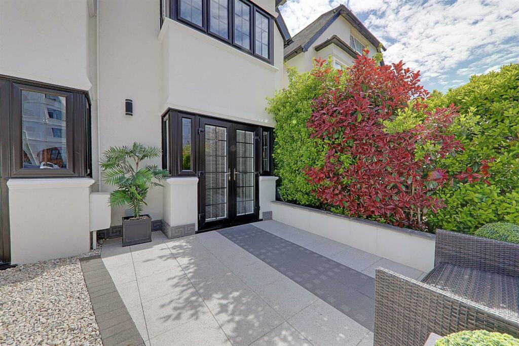 Additional image 8 of Grand Avenue, Worthing