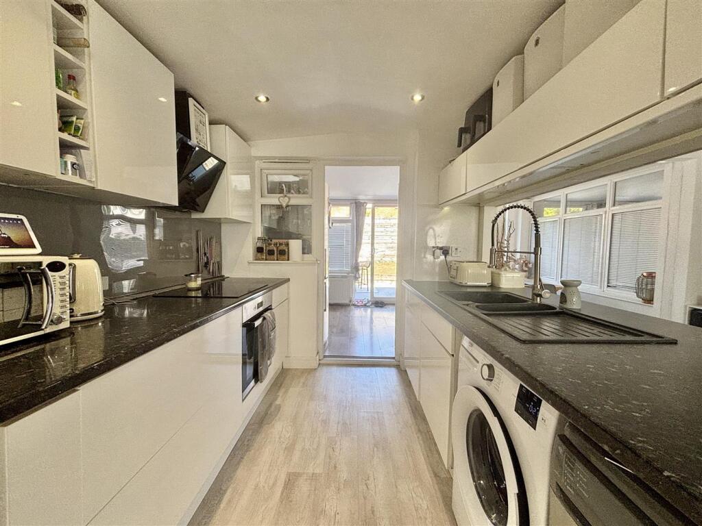 Additional image 27 of Abbey Close, Peacehaven