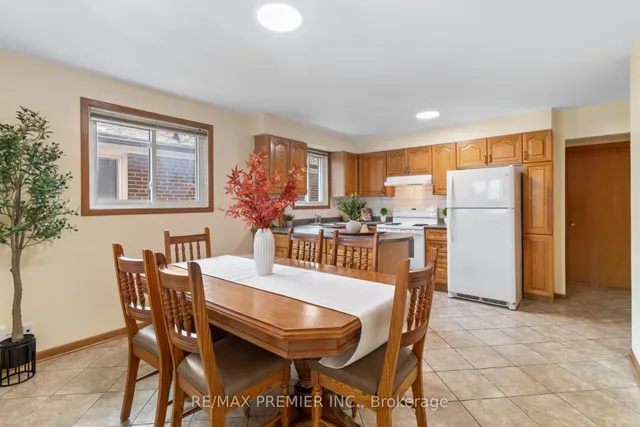 Additional image 14 of 28 Futura Dr