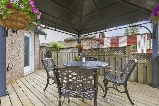 Additional image 31 of 134 QUEEN CHARLOTTE Cres