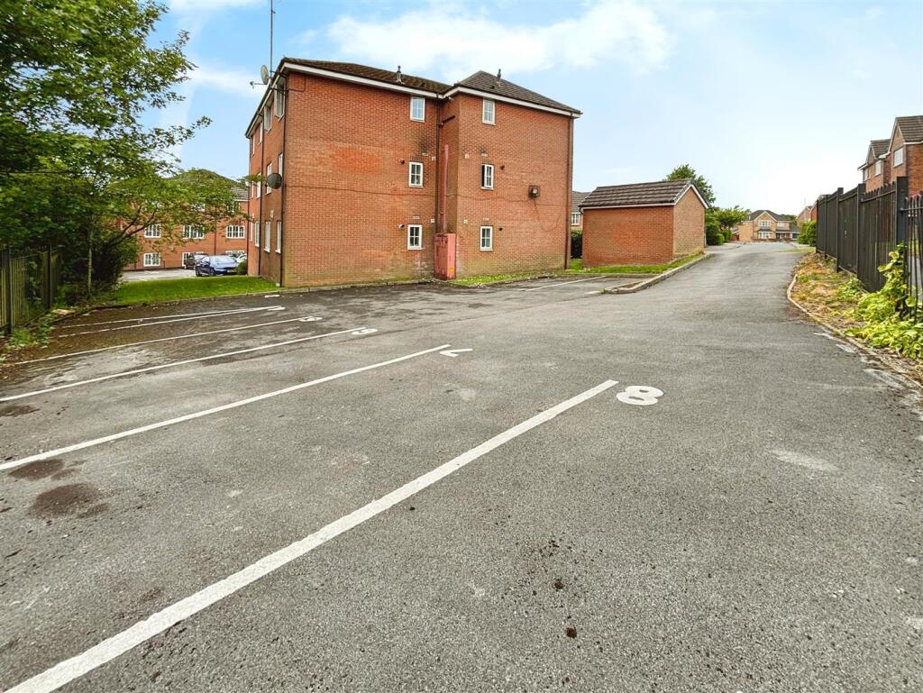 Additional image 11 of Chartwell Drive, Bradford, BD6 3DA