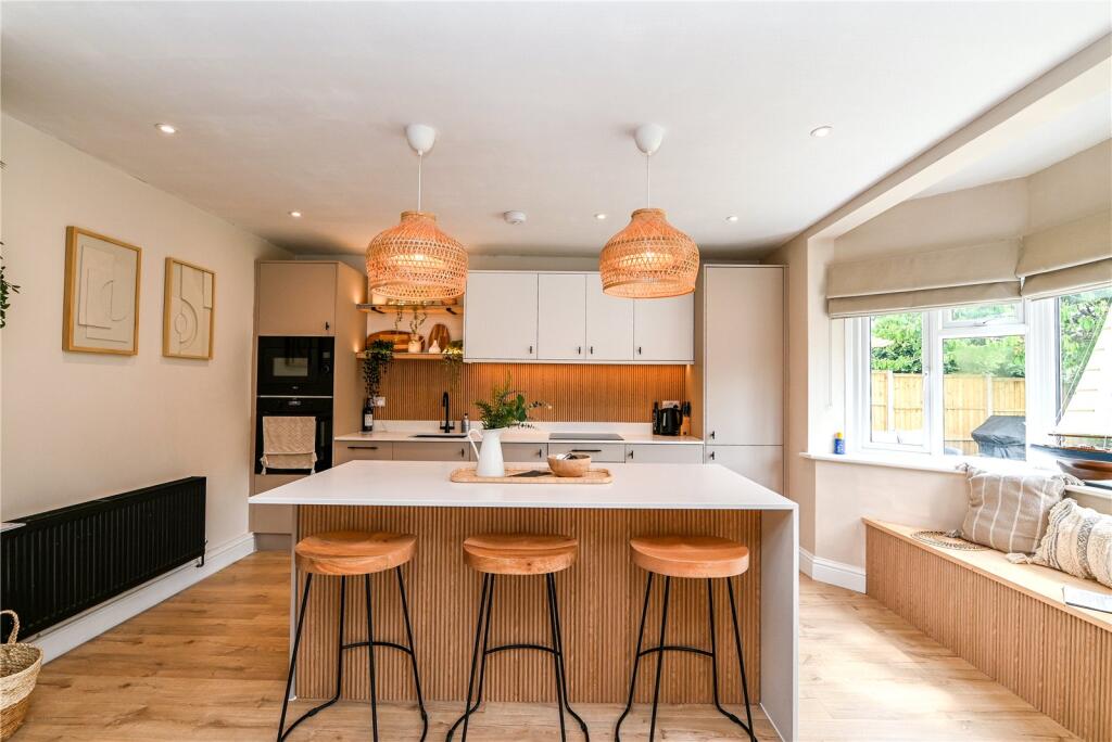 Additional image 9 of Seaward Avenue, Barton on Sea, New Milton, Hampshire, BH25