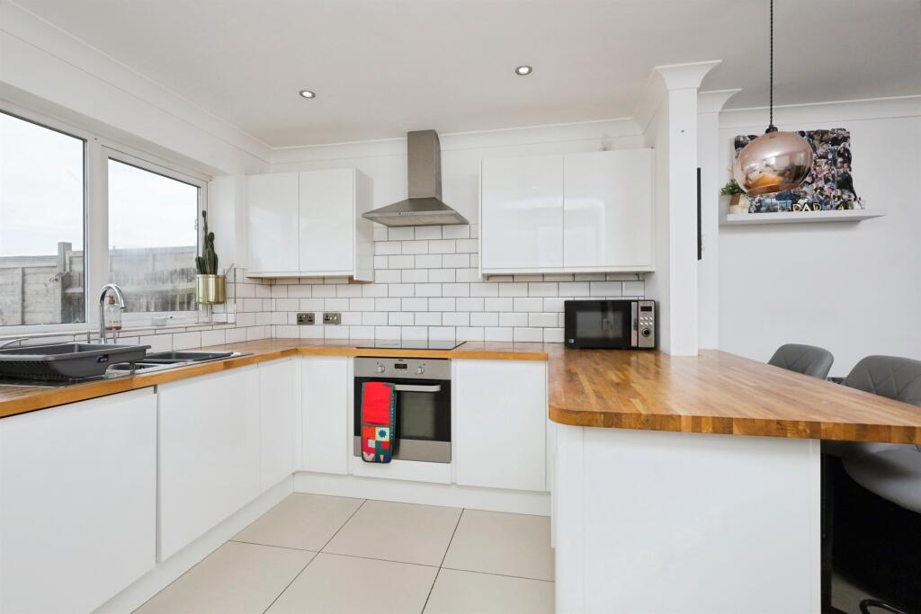 Additional image 4 of Maywood Avenue, Eastbourne