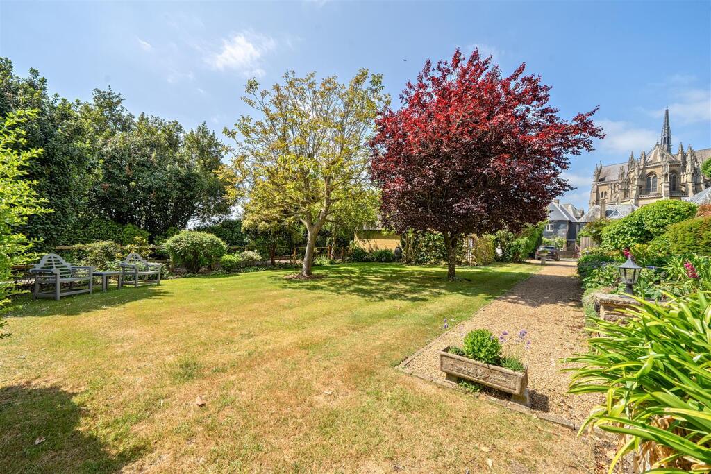 Additional image 5 of London Road, Arundel