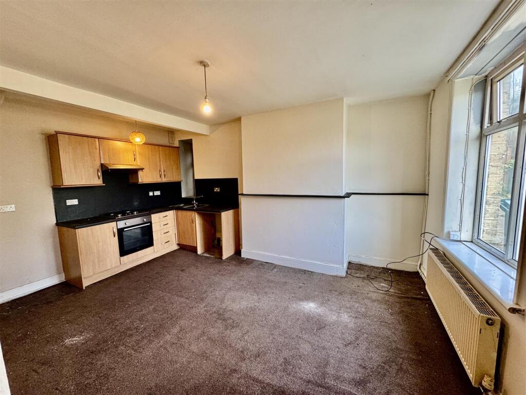 Additional image 2 of Acorn Street, Keighley, BD21 1AX