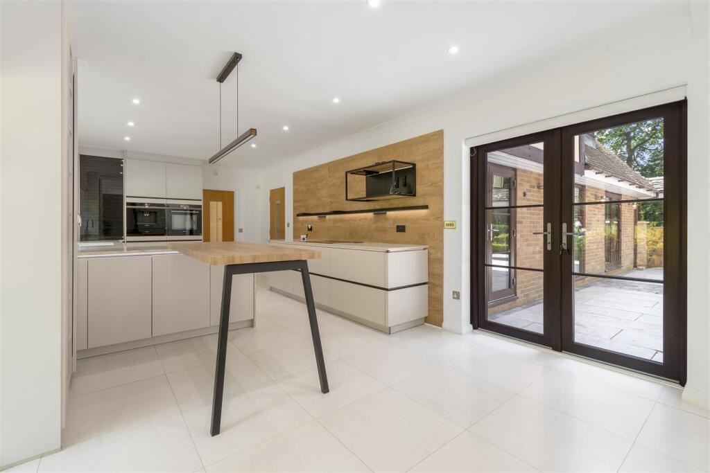 Additional image 10 of Endwood Drive, Little Aston Park