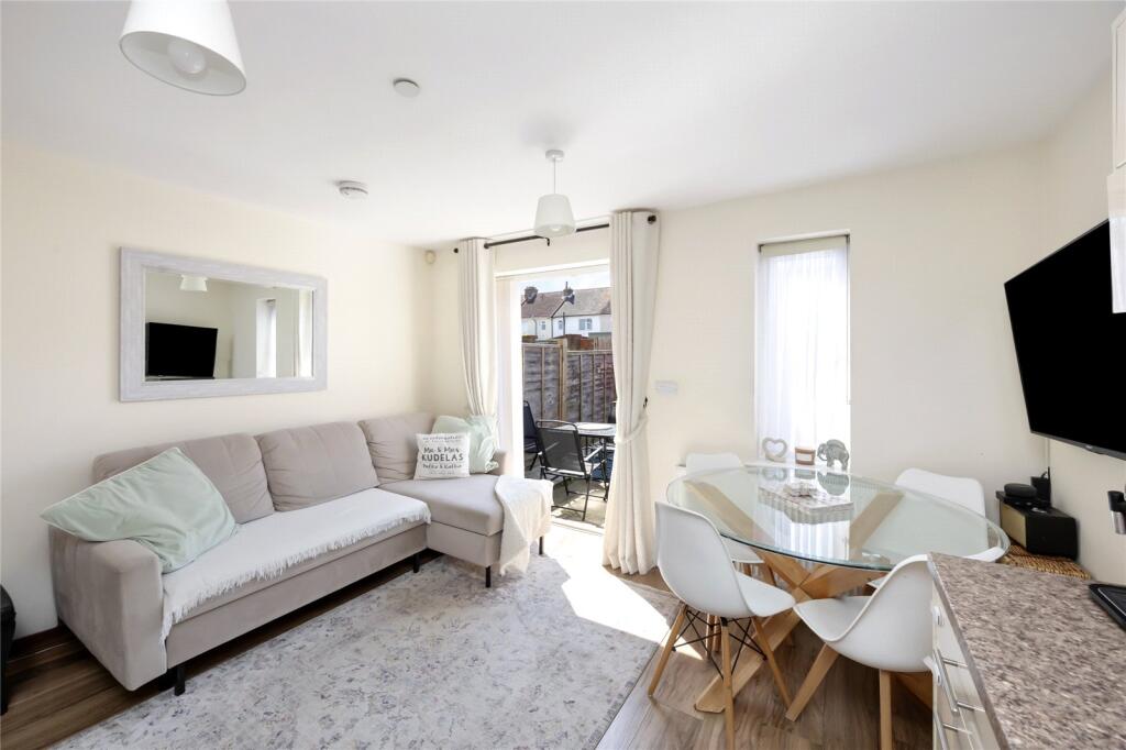 Additional image 4 of Isla Cottages, Wembley Gardens, Lancing, West Sussex, BN15