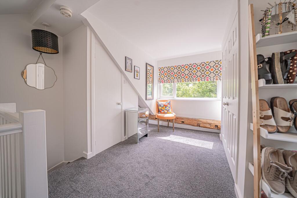 Additional image 25 of School Road, Hockley Heath, B94