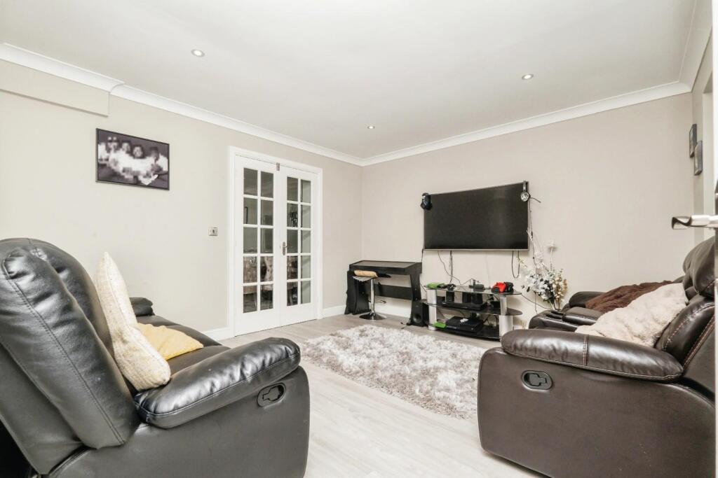 Additional image 9 of Yeomanry Close, Sutton Coldfield