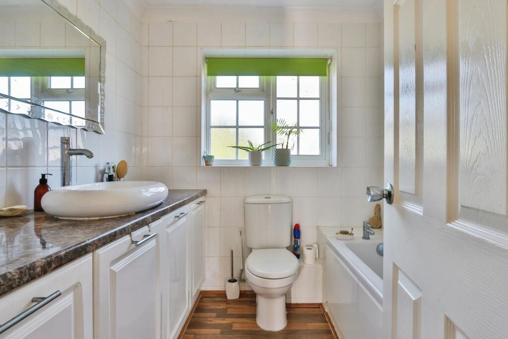 Additional image 7 of Sandringham Close, MUSCLIFF, Bournemouth, Dorset, BH9