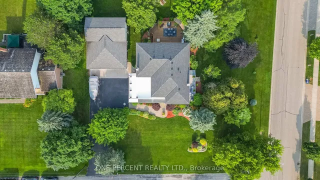 Additional image 13 of 15 MARQUETTE Dr