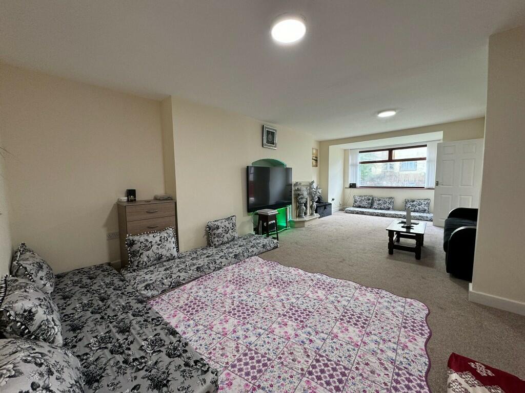 Additional image 11 of Pavilion Avenue, Smethwick, West Midlands, B67