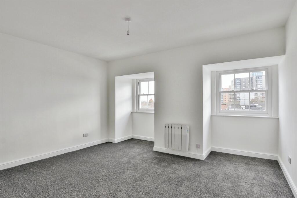 Additional image 15 of High Street, Poole