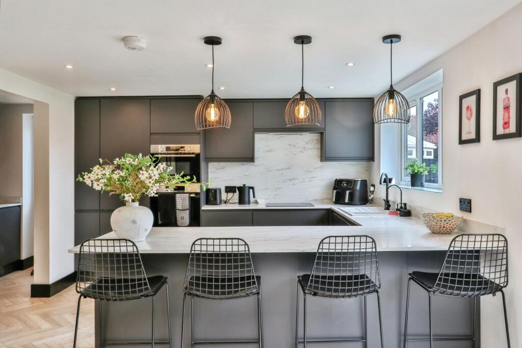 Additional image 3 of Springbank Road, LITTLEDOWN, Bournemouth, Dorset, BH7