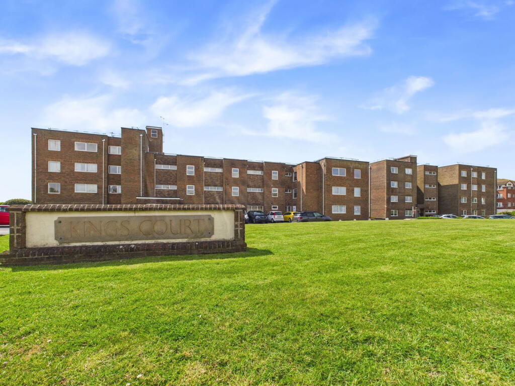 Kings Court, Brighton Road, Lancing, BN15 8EY