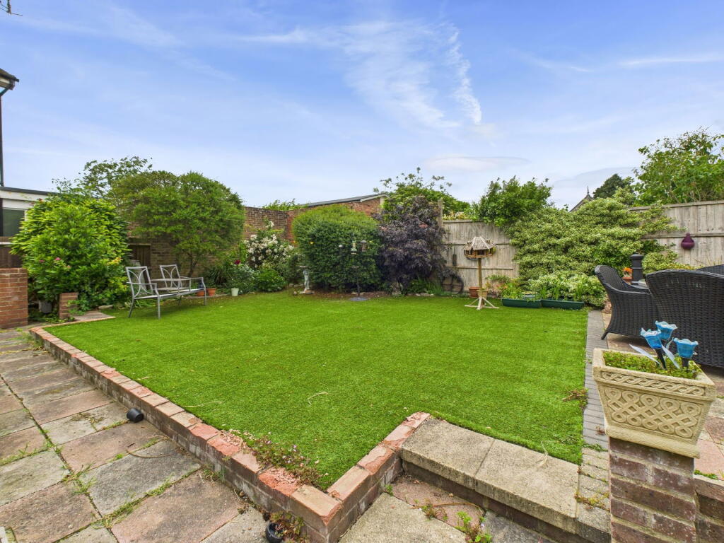 Additional image 16 of Cecilian Avenue, Worthing, BN14 8AU