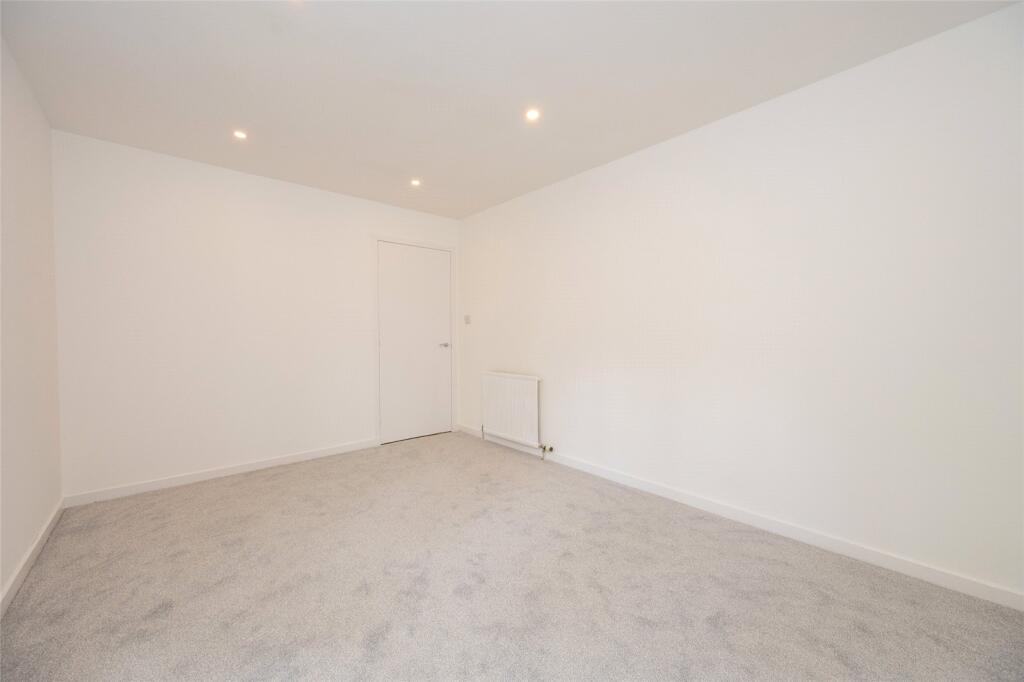 Additional image 10 of Flat 2, 1 Netherby House, Cults, Aberdeen, AB15 9HL