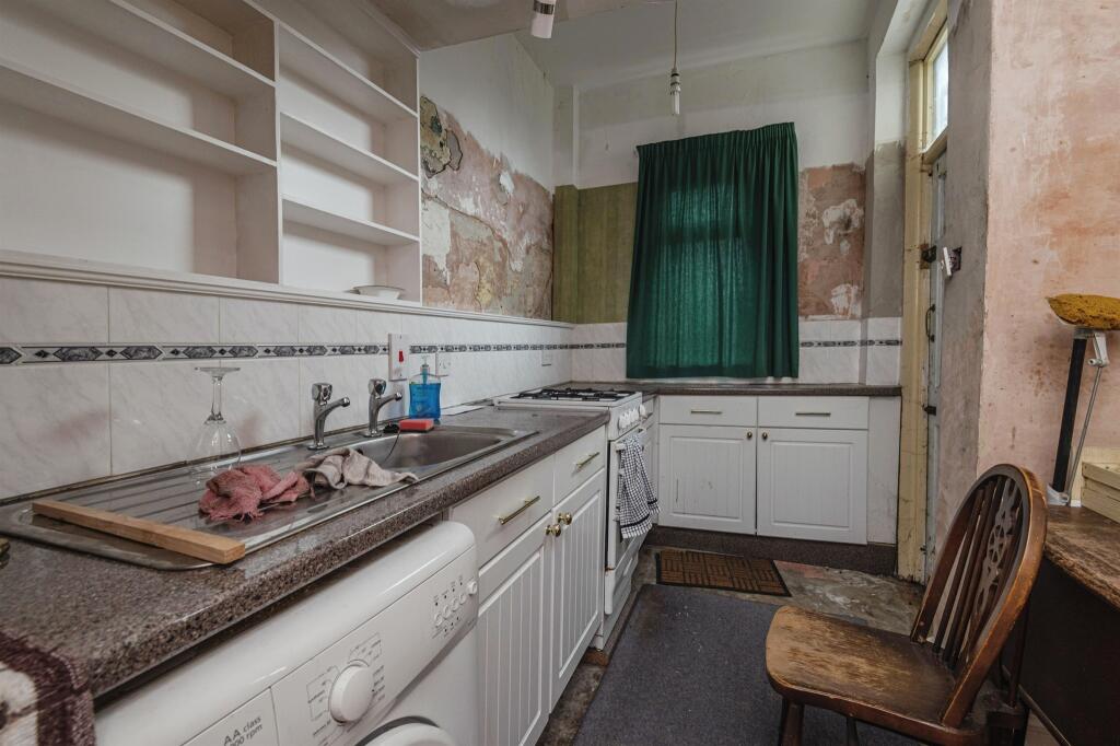 Additional image 3 of Hollingwood Lane, Bradford