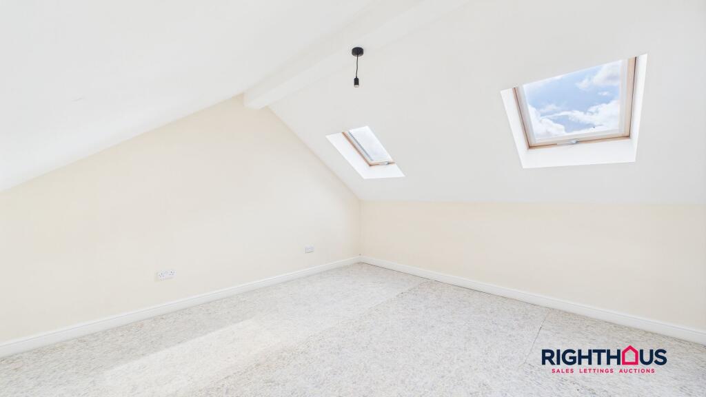 Additional image 5 of Smith Avenue, Bradford, BD6