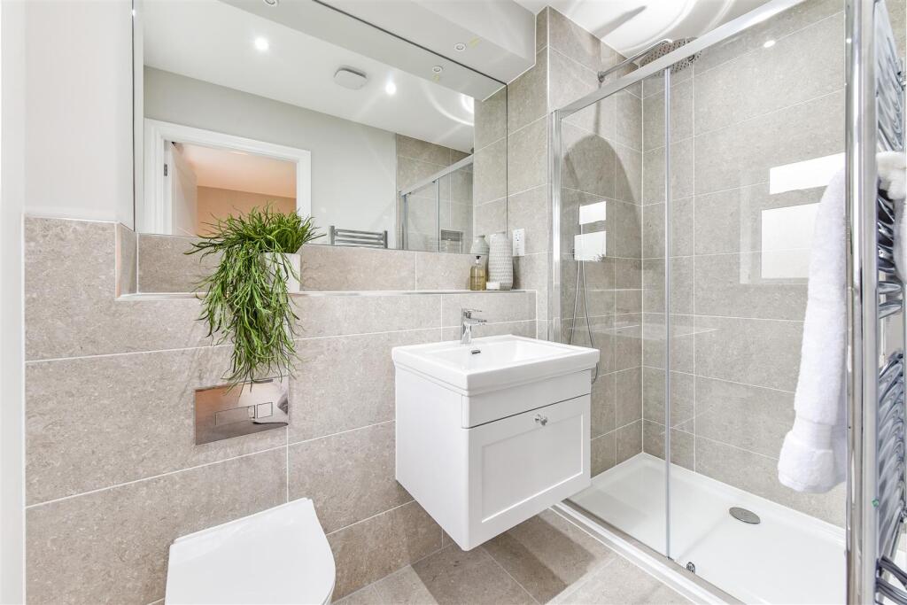 Additional image 9 of 2 Linwood Park, Arundel