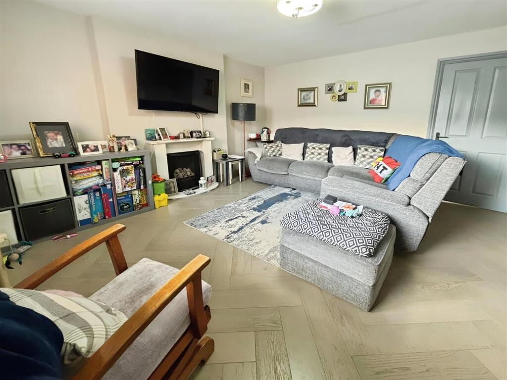 Additional image 2 of Plumpton Close, Bradford, BD2 1NJ