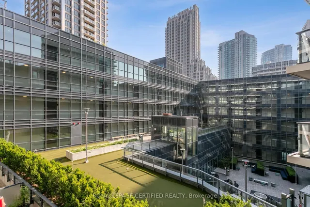 Additional image 33 of 38 Iannuzzi St Unit 502