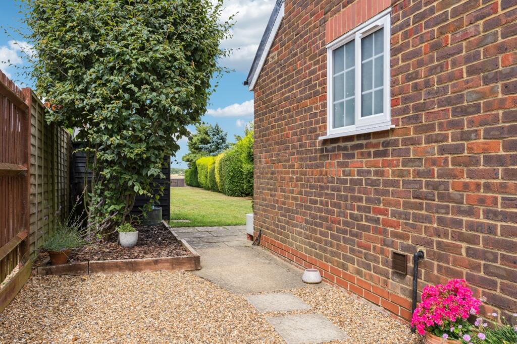 Additional image 24 of Two Oaks Drive, Welwyn, Hertfordshire, AL6 0EZ