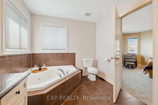 Additional image 17 of 98 Riehm St