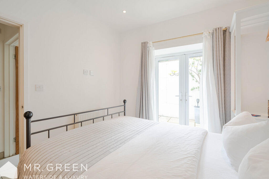 Additional image 9 of Parkwood Lane, Southbourne, Bournemouth, BH5 2BD