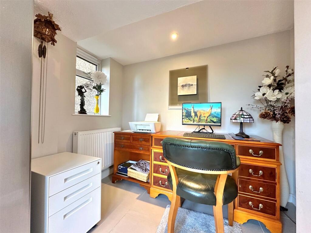 Additional image 21 of Kings Drive, Eastbourne, East Sussex, BN21