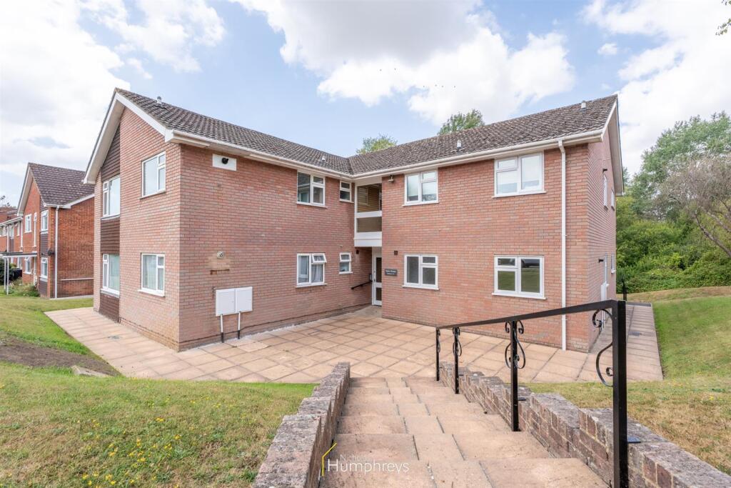 Additional image 10 of Allenview Road, Wimborne