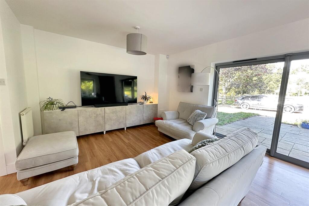 Additional image 5 of Verwood