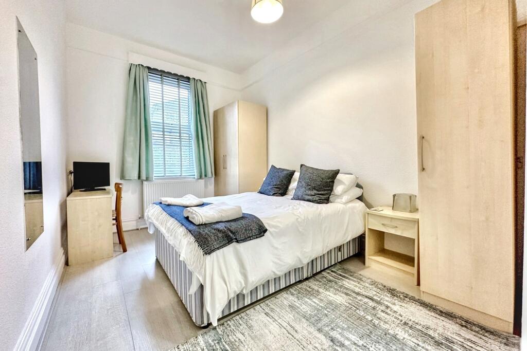 Additional image 11 of Alum Chine