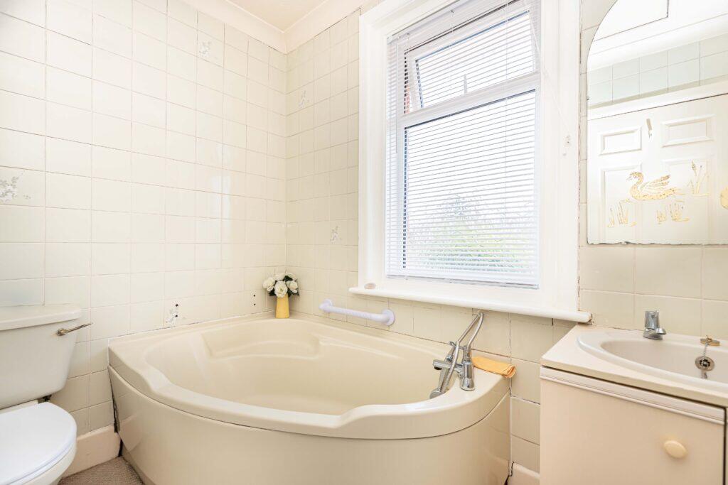 Additional image 13 of Kinsbourne Avenue, Ensbury Park, Bournemouth, BH10 4HD