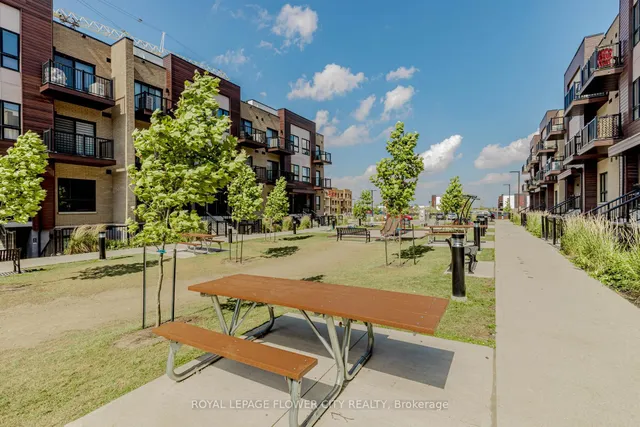 Additional image 30 of 10 Palace St Unit C13