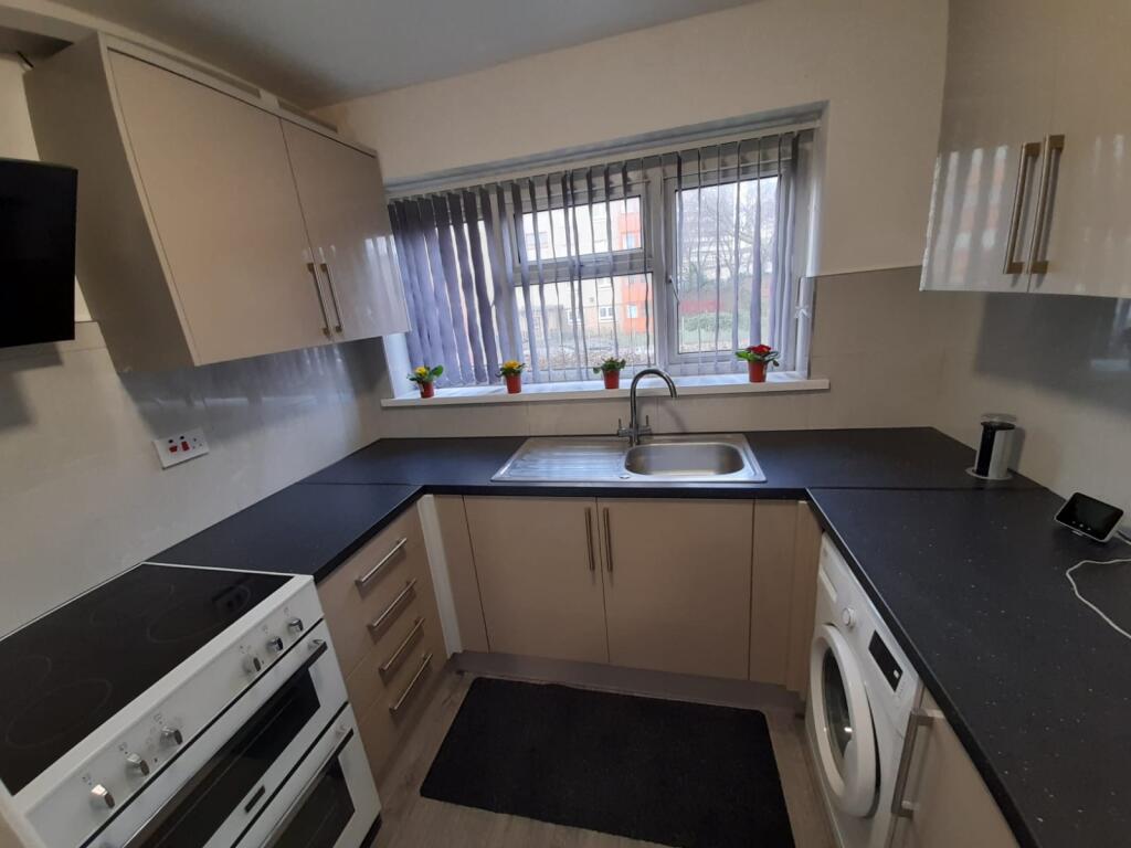 Additional image 13 of Flat ,  Erskine Street, Birmingham